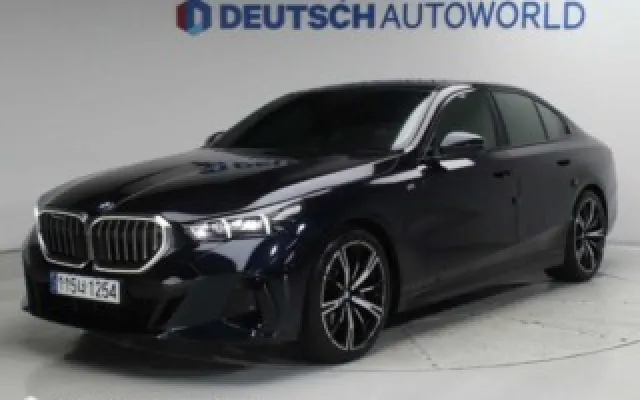 5시리즈 (G60) 530i xDrive BMW 2024/07 19,791km